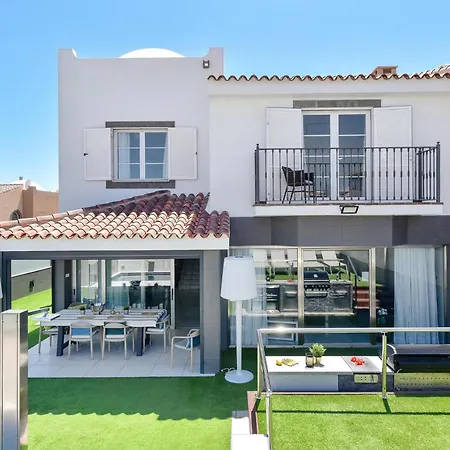Hills 19 With Pool By Villagrancanaria Вилла